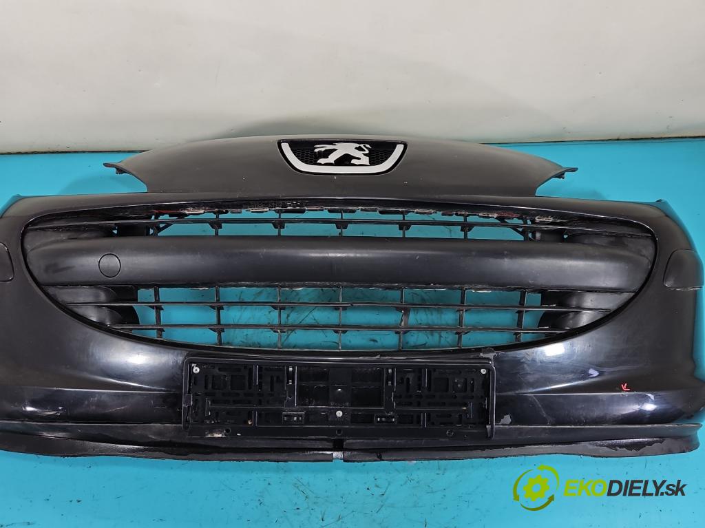 Peugeot 207 1.4 16V 88 hp manual 65 kW 1360 cm3 5- nárazník přední  (Klika dveří ostatní)