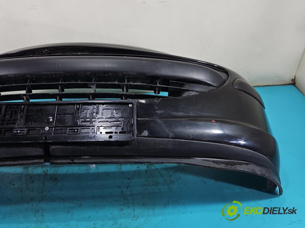 Peugeot 207 1.4 16V 88 hp manual 65 kW 1360 cm3 5- nárazník přední  (Klika dveří ostatní)