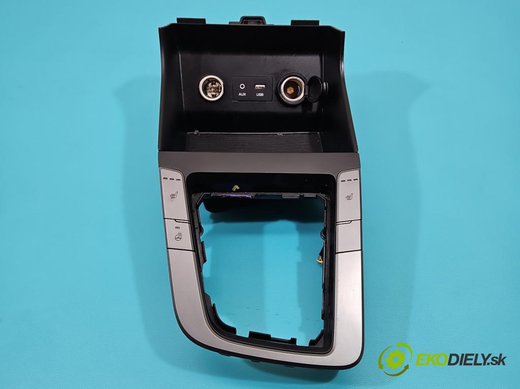 Hyundai Elantra VI 2015-2020 1.6 16V 128 hp manual 93.8 kW 1591 cm3 4- lišta ozdobná interiéry: 84603-F2470