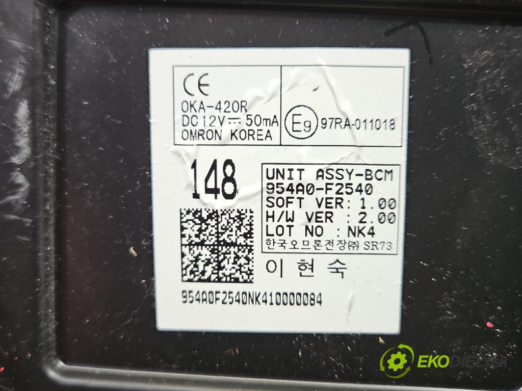 Hyundai Elantra VI 2015-2020 1.6 16V 128 HP manual 93,8 kW 1591 cm3 4- riadiaca jednotka motora 39105-2B067