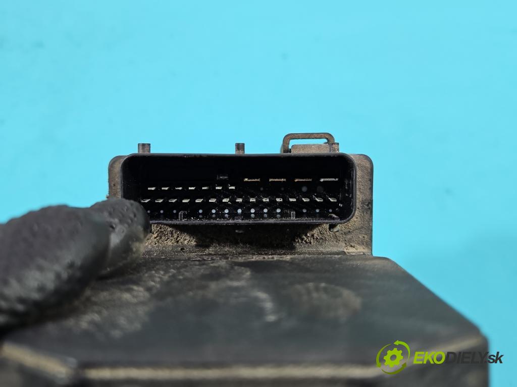 Vw Passat B5 1995-2005 2.0 8V 116 hp manual 85 kW 1984 cm3 5- čerpadlo abs 0265220408 (Pumpa ABS)