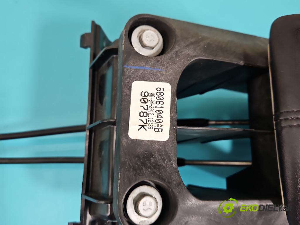 Jeep Compass I 2006-2016 2.0 16V 156 HP manual 115 kW 1998 cm3 5- Páka: Změny: stupeň,rýchlosť 68061040AB (Rýchlostná páka (kulisa))