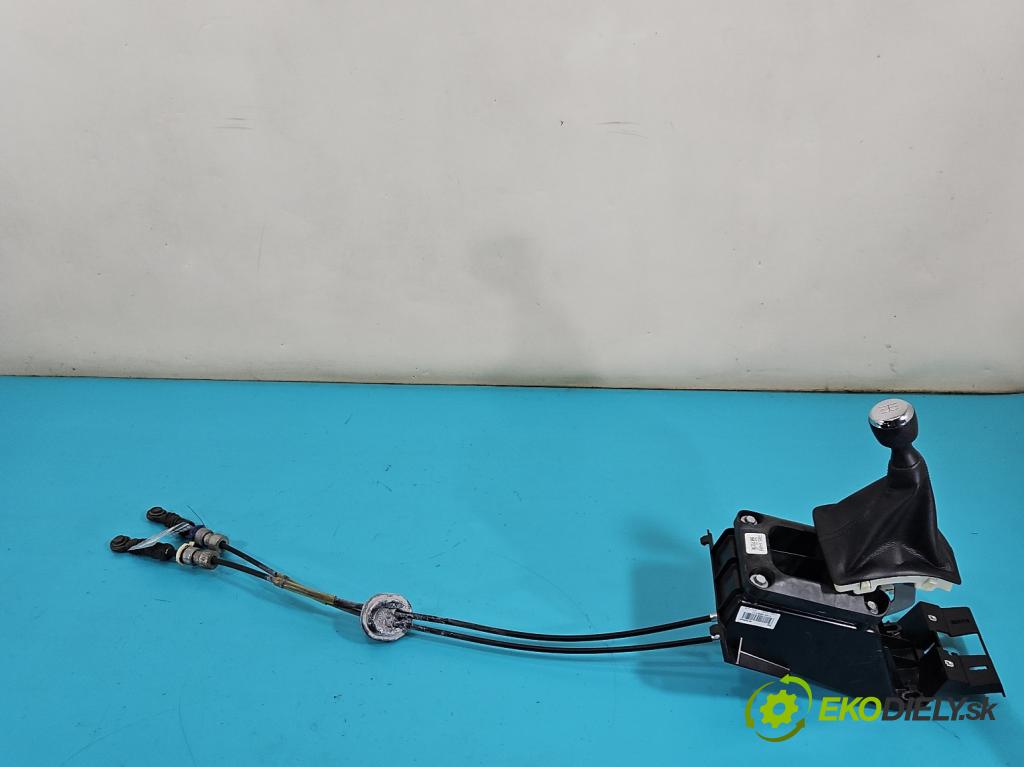 Jeep Compass I 2006-2016 2.0 16V 156 HP manual 115 kW 1998 cm3 5- Páka: Změny: stupeň,rýchlosť 68061040AB (Rýchlostná páka (kulisa))