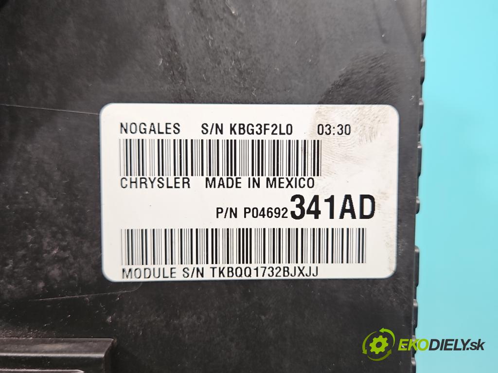 Jeep Compass I 2006-2016 2.0 16V 156 hp manual 115 kW 1998 cm3 5- skříňka pojistková P04692341AD (Pojistková skříňka)