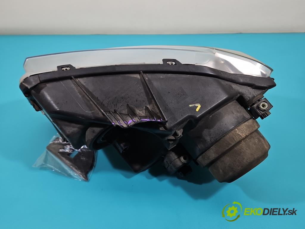 Jeep Compass I 2006-2016 2.0 16V 156 HP manual 115 kW 1998 cm3 5- Reflektor: pravý 05182552AF (Svetlo predné pravé)