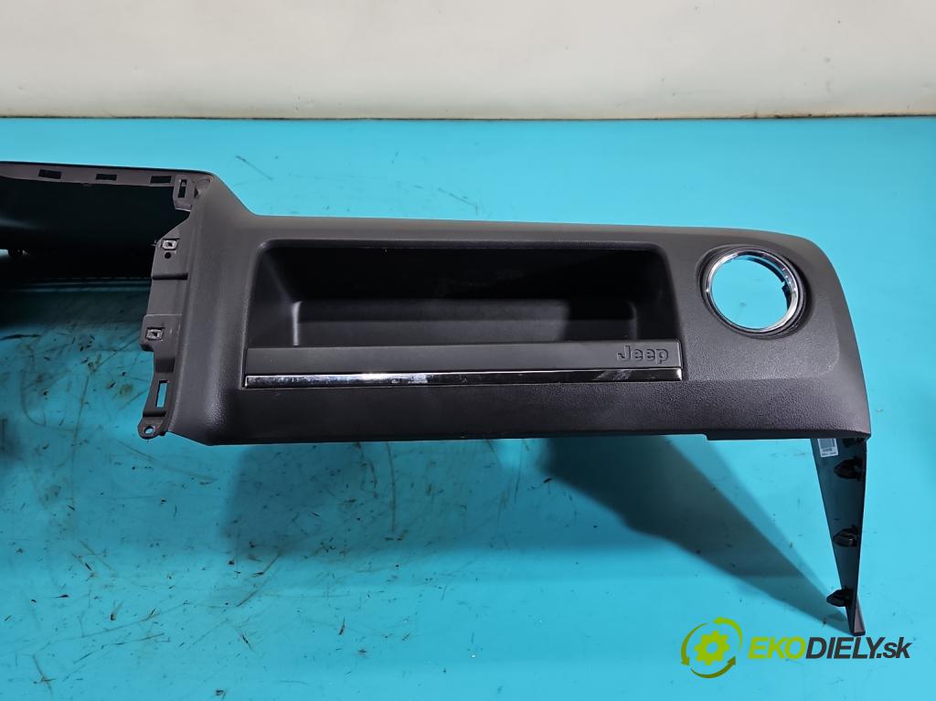 Jeep Compass I 2006-2016 2.0 16V 156 HP manual 115 kW 1998 cm3 5- kokpit,pristrojová doska rozdeľovacia