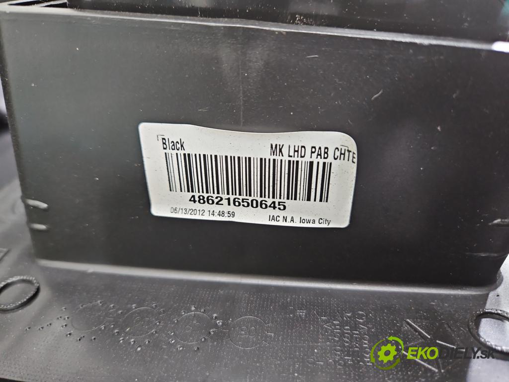 Jeep Compass I 2006-2016 2.0 16V 156 HP manual 115 kW 1998 cm3 5- kokpit,pristrojová doska rozdeľovacia