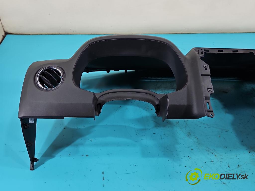 Jeep Compass I 2006-2016 2.0 16V 156 HP manual 115 kW 1998 cm3 5- kokpit,pristrojová doska rozdeľovacia