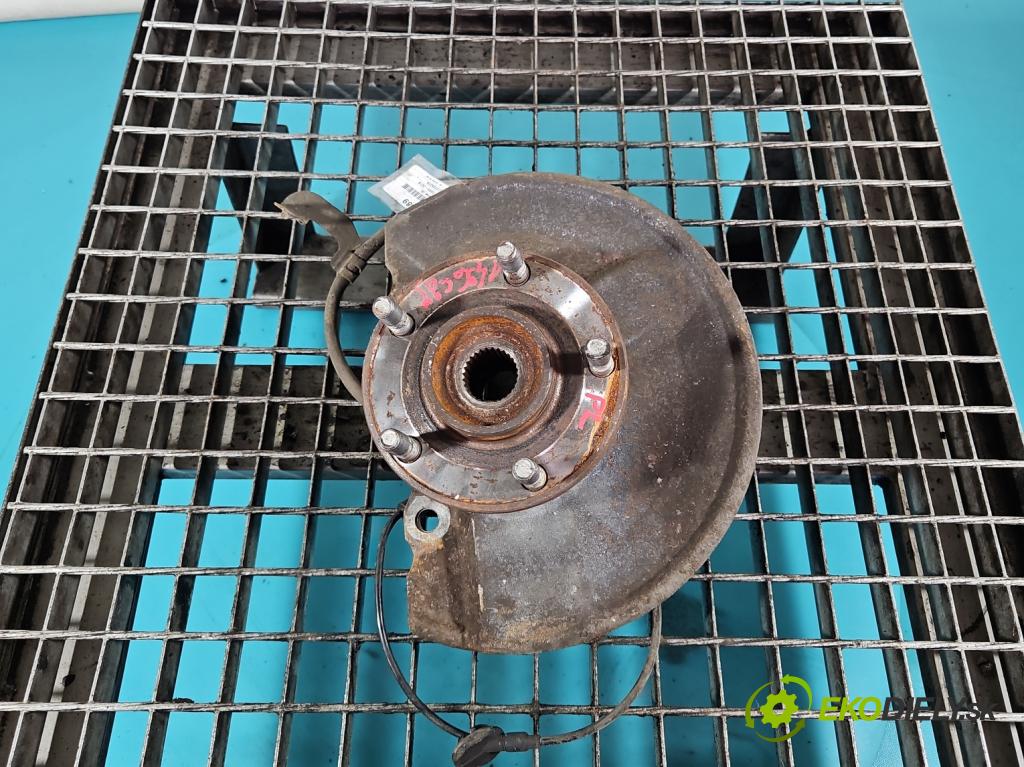 Jeep Compass I 2006-2016 2.0 16V 156 HP manual 115 kW 1998 cm3 5- náboj ľavé  (Náboj kolesa)