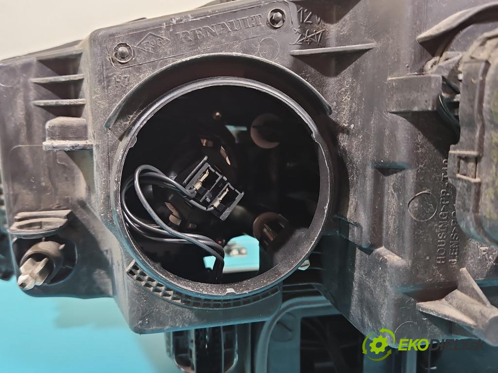 Renault Megane IV 2016-2024 1.3 116 HP manual 85 kW 1332 cm3 5- Reflektor: pravý 260108478R (Svetlo predné pravé)