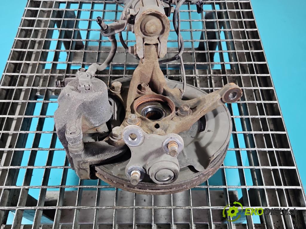 Hyundai Elantra VI 2015-2020 1.6 16V 128 HP manual 93.8 kW 1591 cm3 4- náboj pravé  (Náboj kolesa)