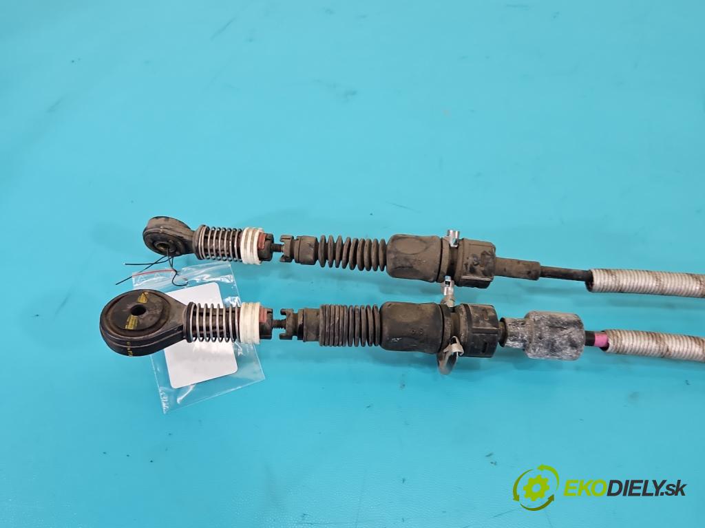 Hyundai Elantra VI 2015-2020 1.6 16V 128 HP manual 93,8 kW 1591 cm3 4- Páka: Změny: stupeň,rýchlosť 43700-F2120 (Rýchlostná páka (kulisa))