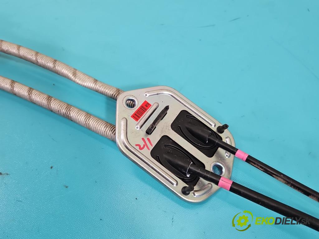 Hyundai Elantra VI 2015-2020 1.6 16V 128 HP manual 93,8 kW 1591 cm3 4- Páka: Změny: stupeň,rýchlosť 43700-F2120 (Rýchlostná páka (kulisa))