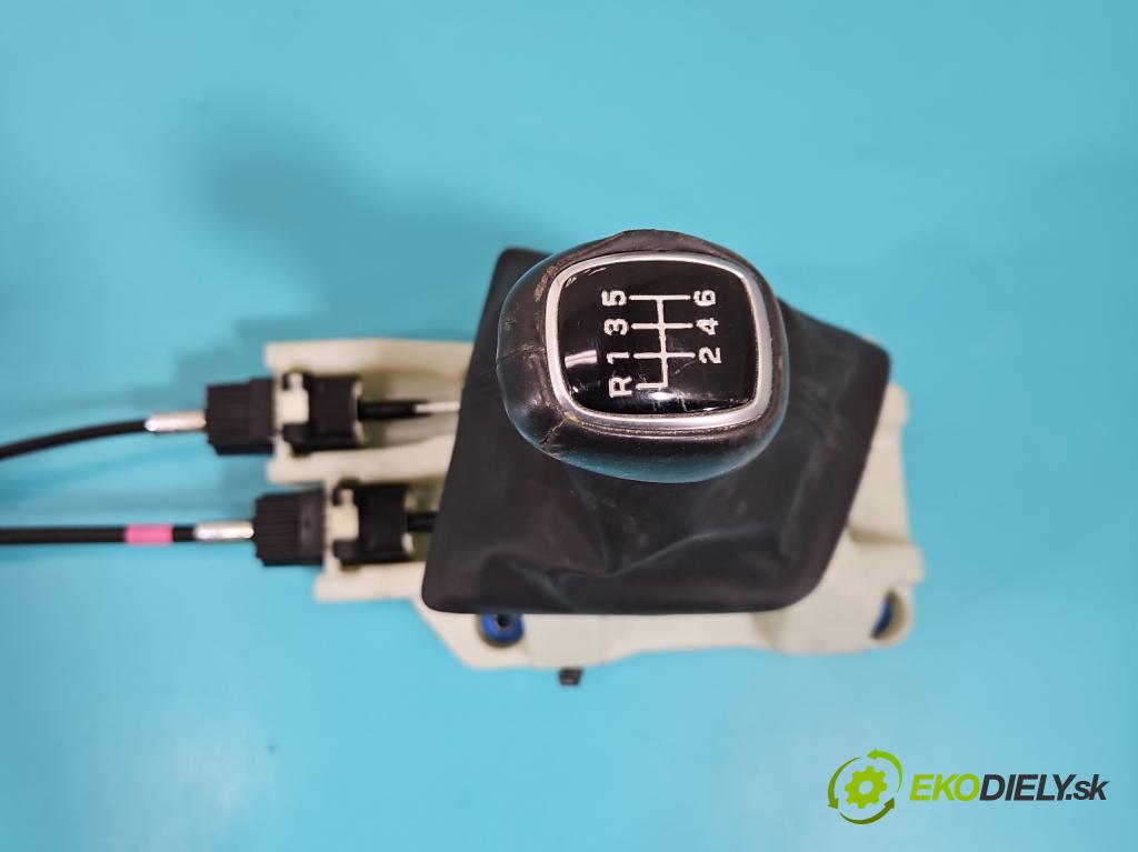 Hyundai Elantra VI 2015-2020 1.6 16V 128 HP manual 93,8 kW 1591 cm3 4- Páka: Změny: stupeň,rýchlosť 43700-F2120 (Rýchlostná páka (kulisa))