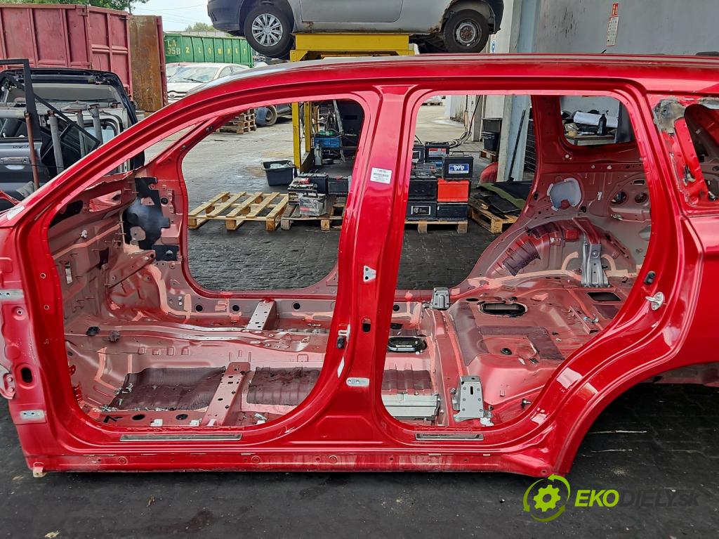 Mitsubishi Outlander III 2012-2022 2.4 135 hp automatic 99 kW 2360 cm3 5- práh levý  (Karoserie ostatní)