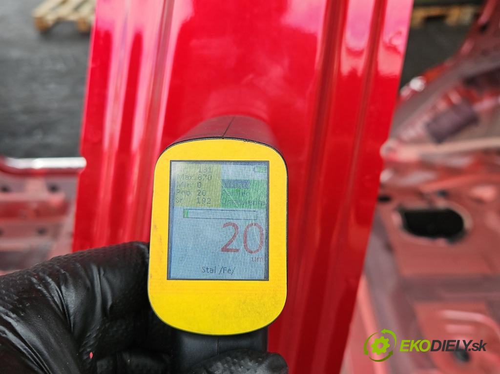 Mitsubishi Outlander III 2012-2022 2.4 135 hp automatic 99 kW 2360 cm3 5- práh levý  (Karoserie ostatní)