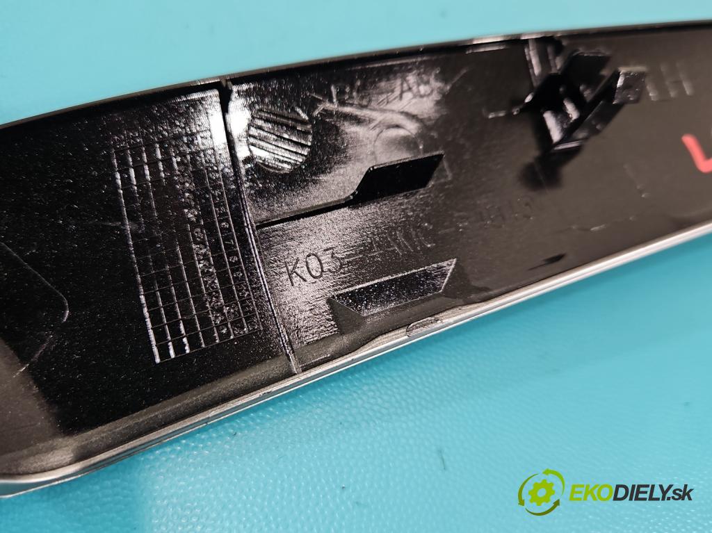 Mitsubishi Outlander III 2012-2022 2.4 135 hp automatic 99 kW 2360 cm3 5- lišta ozdobná interiéry: 8002C896