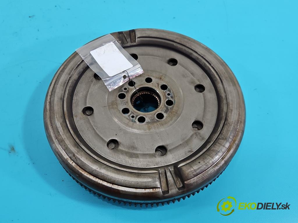 Vw Passat B7 2010-2014 2.0 TSI 211KM automatic 155 kW 1984 cm3 4- koleso duálna