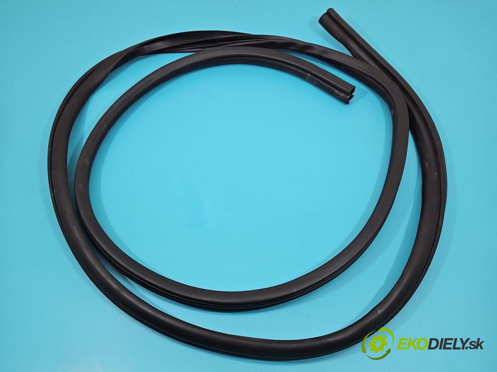 Mitsubishi Outlander III 2012-2022 2.4 135 hp automatic 99 kW 2360 cm3 5- Těsnění: dveře zadní levé  (Karoserie ostatní)