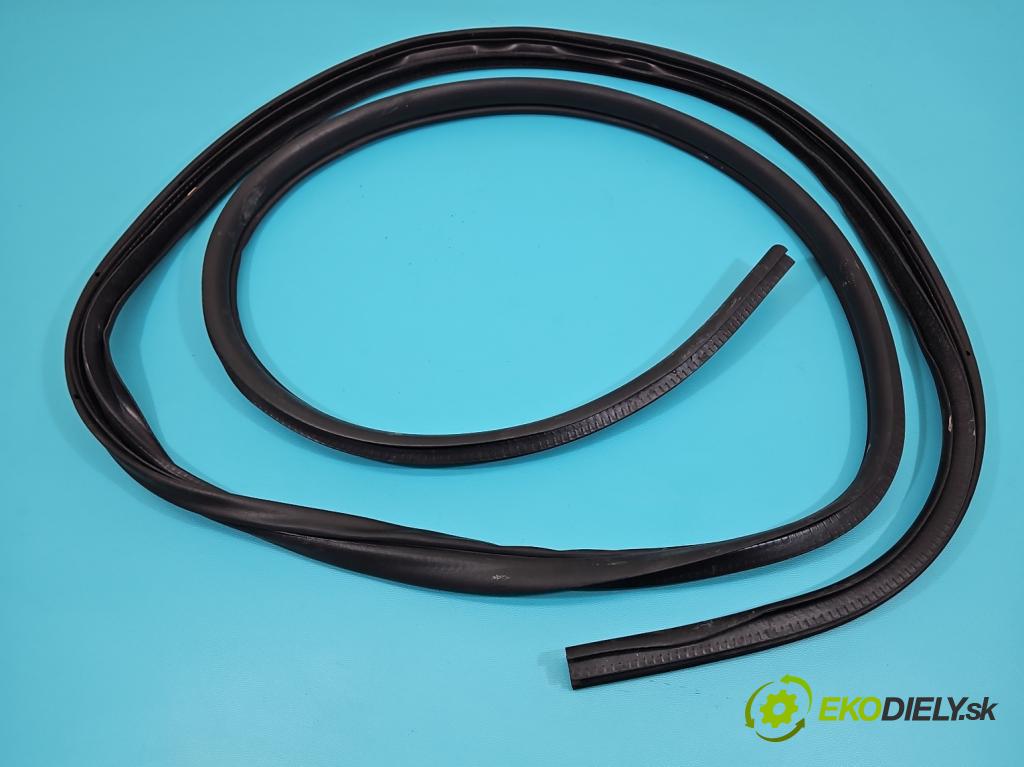 Mitsubishi Outlander III 2012-2022 2.4 135 hp automatic 99 kW 2360 cm3 5- Těsnění: dveře zadní levé  (Karoserie ostatní)