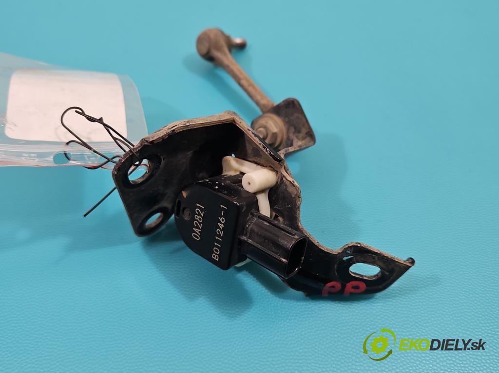 Mitsubishi Outlander III 2012-2022 2.4 135 HP automatic 99 kW 2360 cm3 5- snímač nastavenia xenon B011246-1 (Snímač)