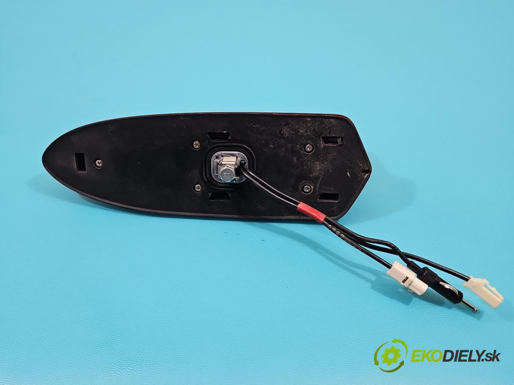 Mitsubishi Outlander III 2012-2022 2.4 135 hp automatic 99 kW 2360 cm3 5- Antena