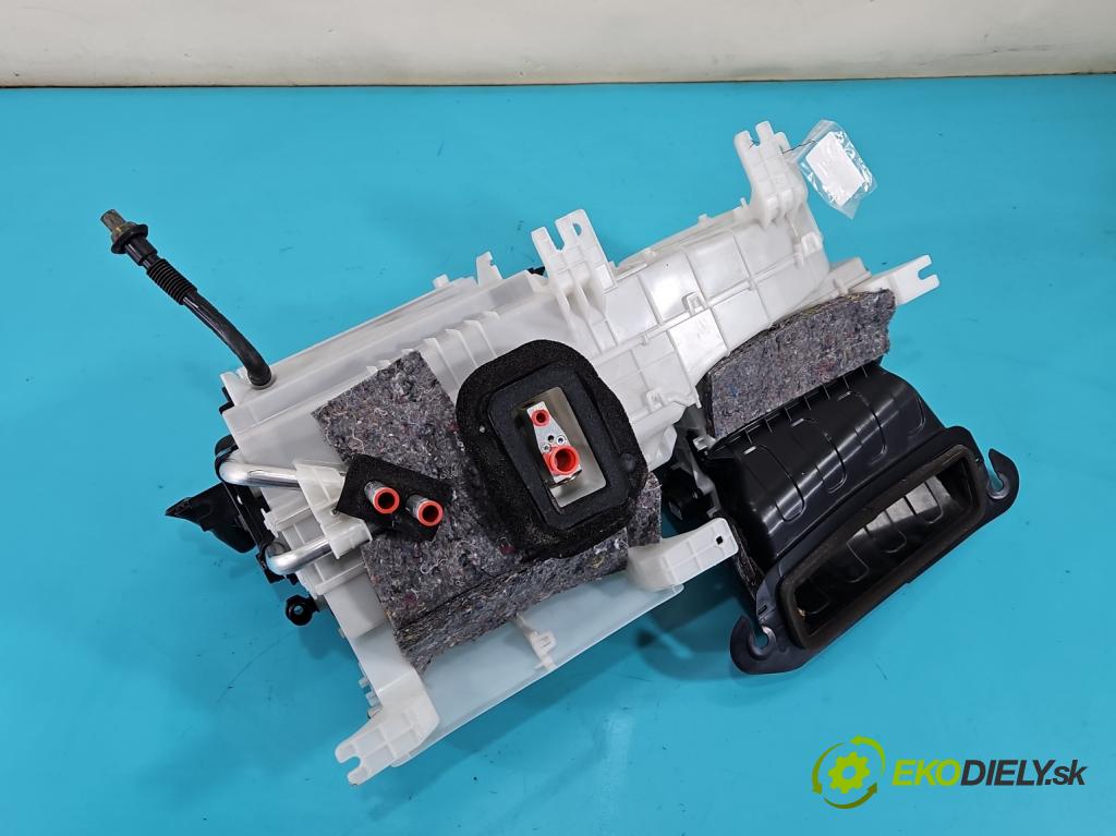 Mitsubishi Outlander III 2012-2022 2.4 135 hp automatic 99 kW 2360 cm3 5- radiátor 7800A518 (Radiátor topení)