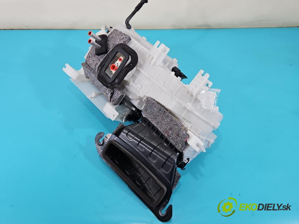 Mitsubishi Outlander III 2012-2022 2.4 135 hp automatic 99 kW 2360 cm3 5- radiátor 7800A518 (Radiátor topení)