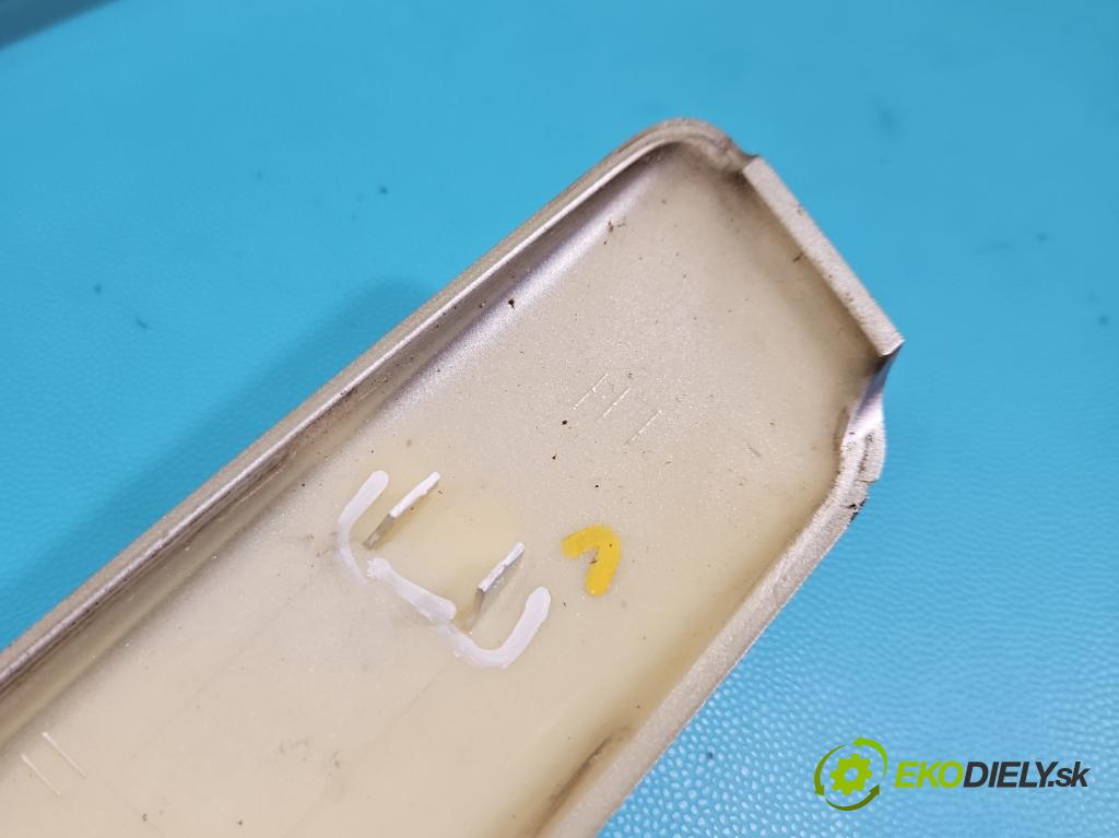 Mitsubishi Outlander III 2012-2022 205cm, poškozené: montáž: zátky: