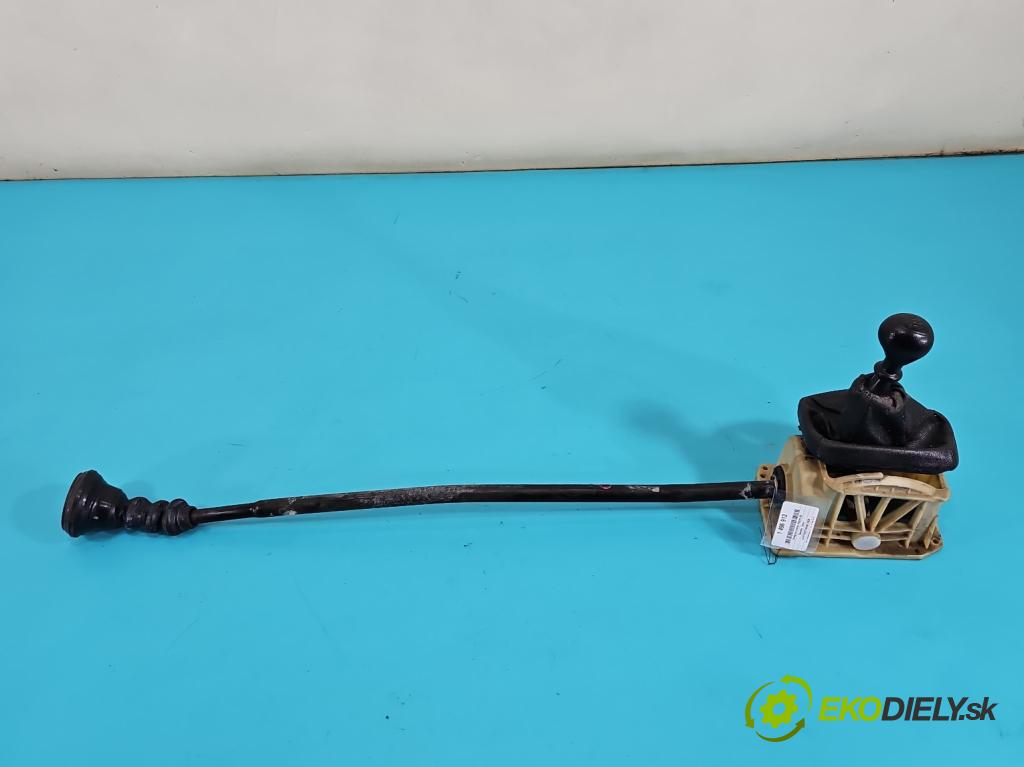 Daewoo Lanos 1.5 8V 86 HP manual 63 kW 1498 cm3 4- Páka: Změny: stupeň,rýchlosť  (Rýchlostná páka (kulisa))