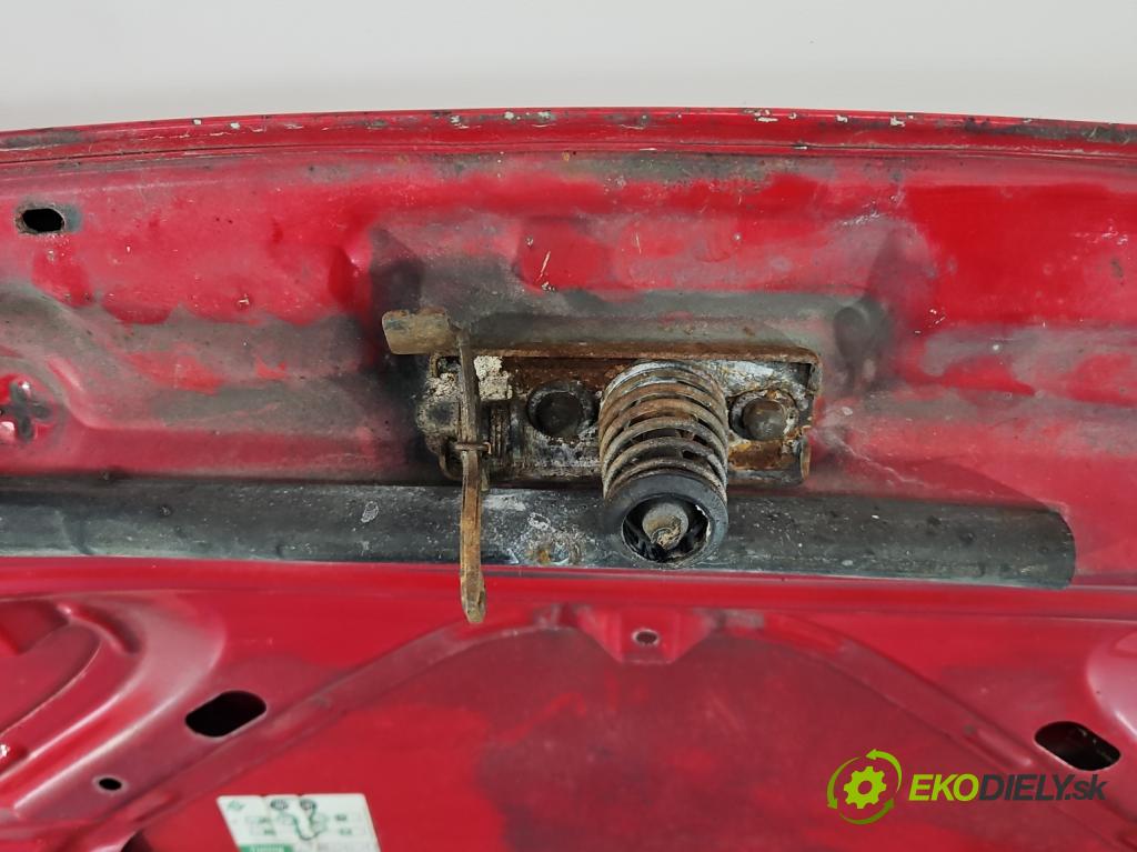Kia Picanto I 2003-2011 1.0 61 HP manual 45 kW 999 cm3 5- kapota predná