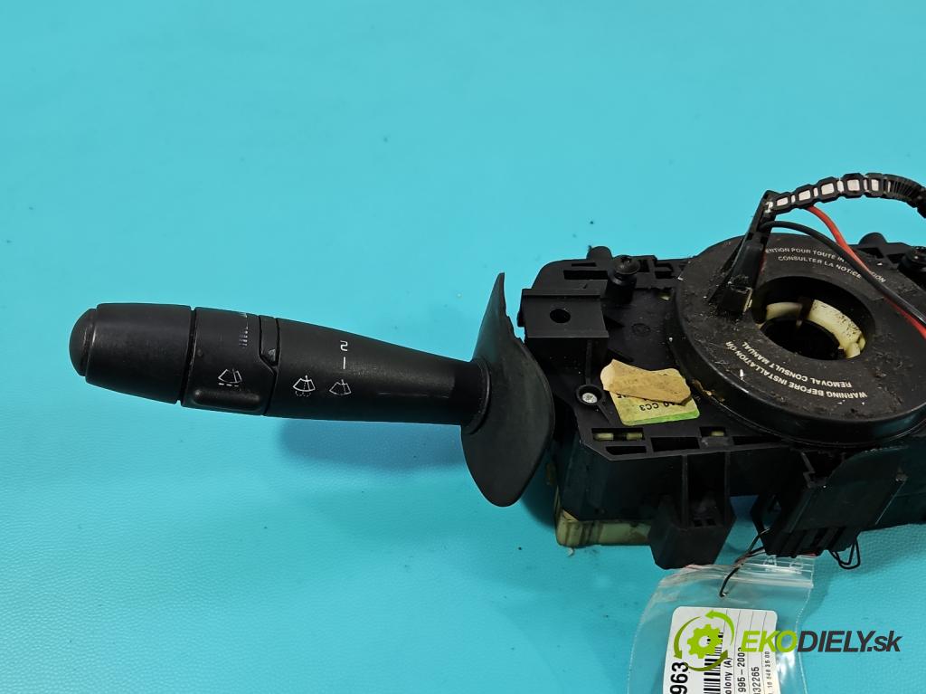 Renault Megane I 1995-2003 1.6 16V 107 HP manual 79 kW 1598 cm3 4- prepínač komplex: 7700428235 (Prepínacie páčky pod volantom)