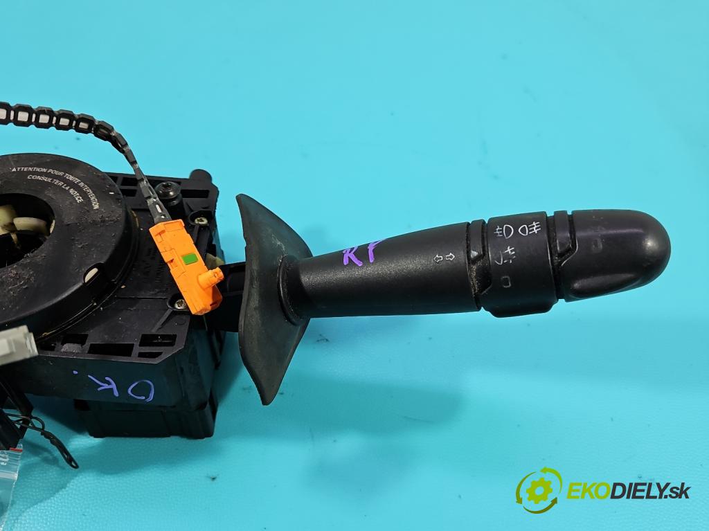 Renault Megane I 1995-2003 1.6 16V 107 HP manual 79 kW 1598 cm3 4- prepínač komplex: 7700428235 (Prepínacie páčky pod volantom)