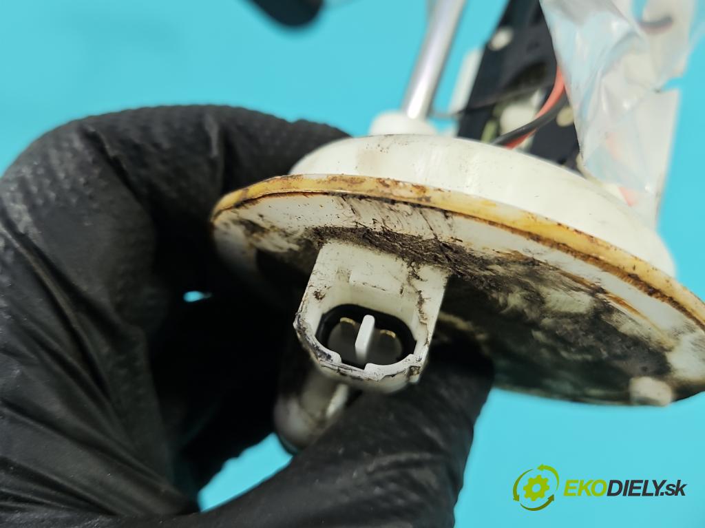 Subaru Legacy IV 2004-2009 2.0 boxer 165 HP manual 121 kW 1994 cm3 5- snímač úroveň: palivo 2127 (Snímač)