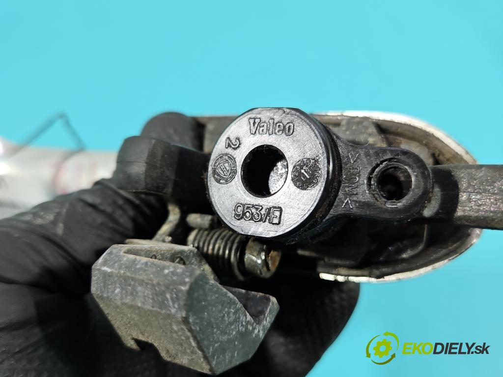 Alfa romeo 147 1.9 jtd 140 HP manual 103 kW 1910 cm3 3- rukoväť predné ľavé mimo:  (Kľučka dverí vonkajšia predná ľavá)