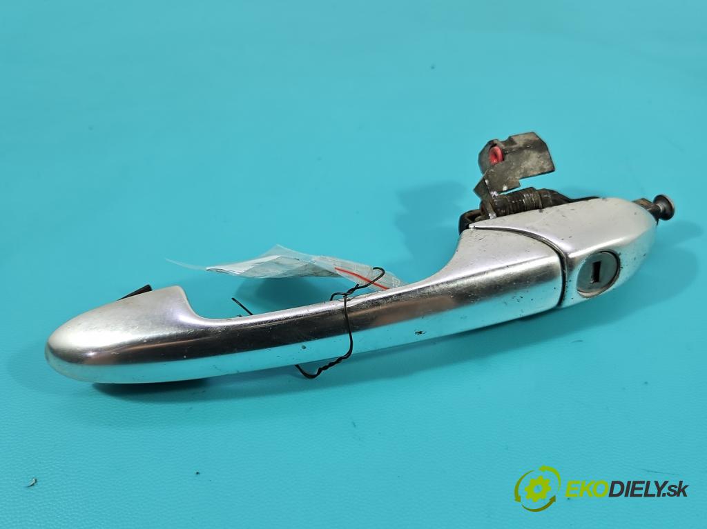 Alfa romeo 147 1.9 jtd 140 HP manual 103 kW 1910 cm3 3- rukoväť predné ľavé mimo:  (Kľučka dverí vonkajšia predná ľavá)