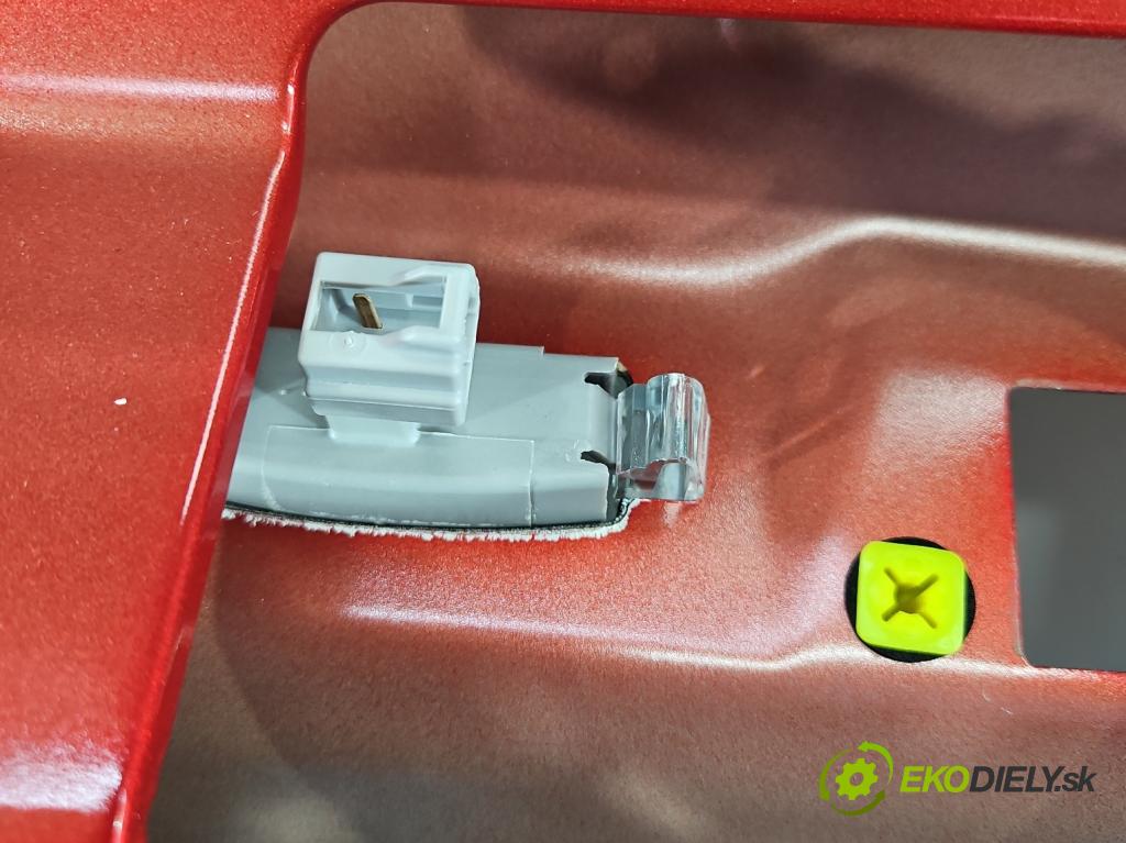 Mitsubishi Outlander III 2012-2022 2.4 135 hp automatic 99 kW 2360 cm3 5- zadní kufrové dveře  (Zadní kapota (kufr))