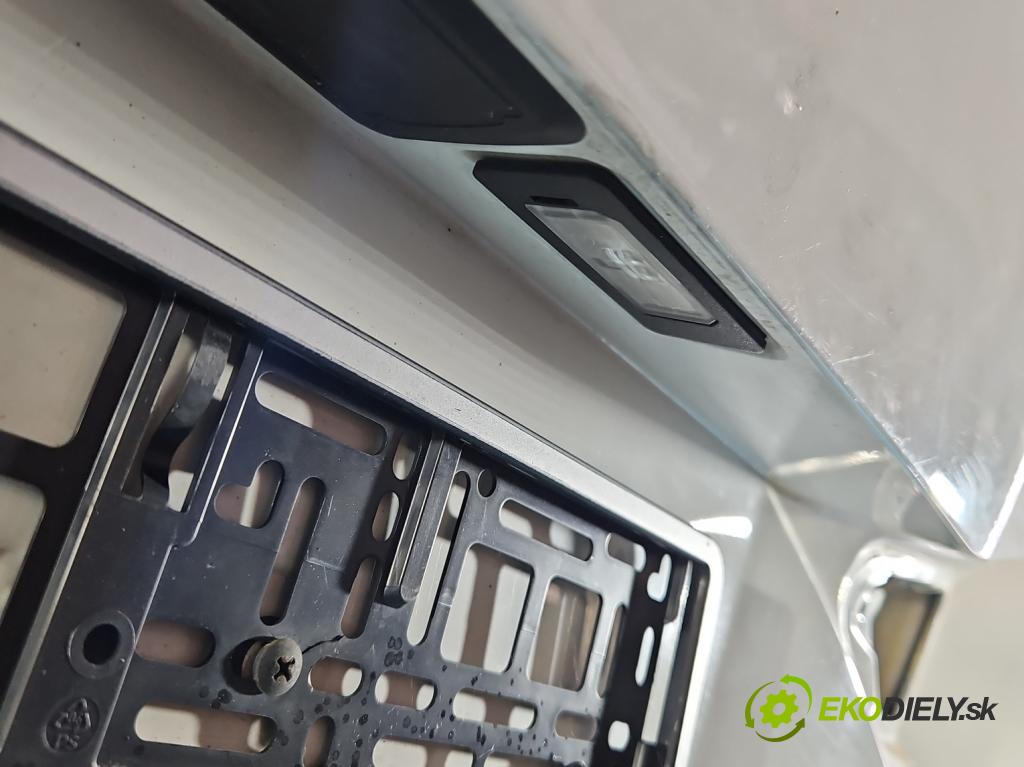 Bmw X1 E84 2009-2015 2.0d 143 hp automatic 105 kW 1995 cm3 5- zadní kufrové dveře  (Zadní kapota (kufr))