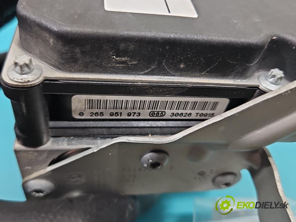 Bmw X1 E84 2009-2015 2.0d 143 HP automatic 105 kW 1995 cm3 5- čerpadlo abs 0265239288 (Pumpa ABS)