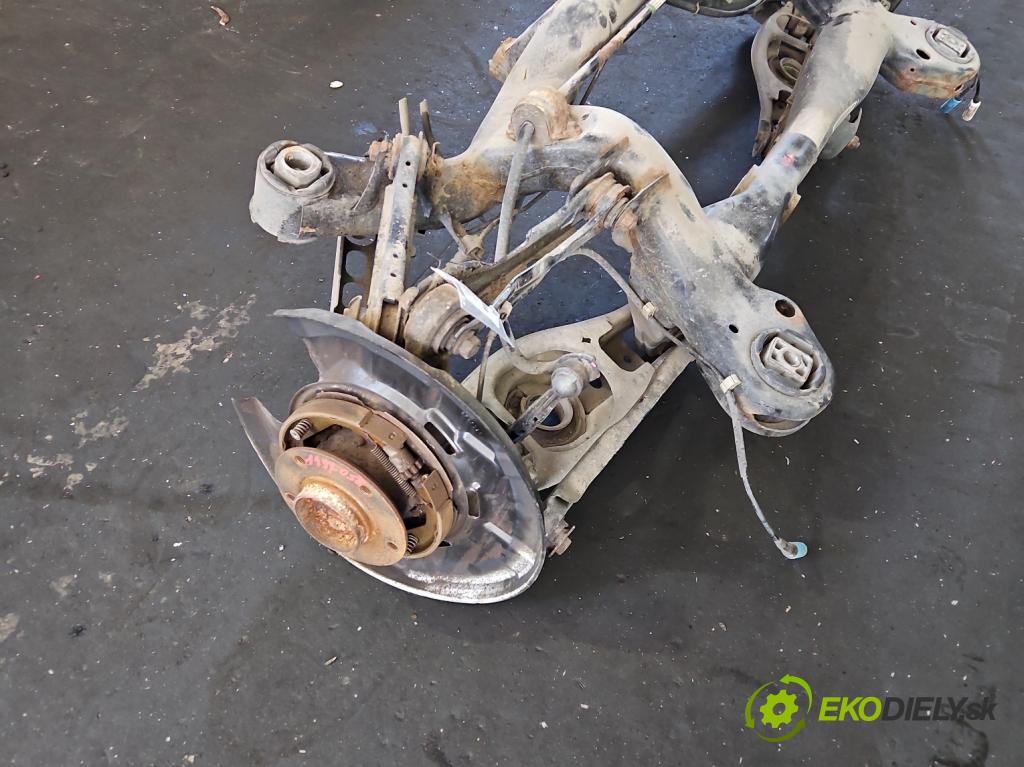 Bmw X1 E84 2009-2015 2.0d 143 hp automatic 105 kW 1995 cm3 5- zadní výztuha  (Zadní výztuha)