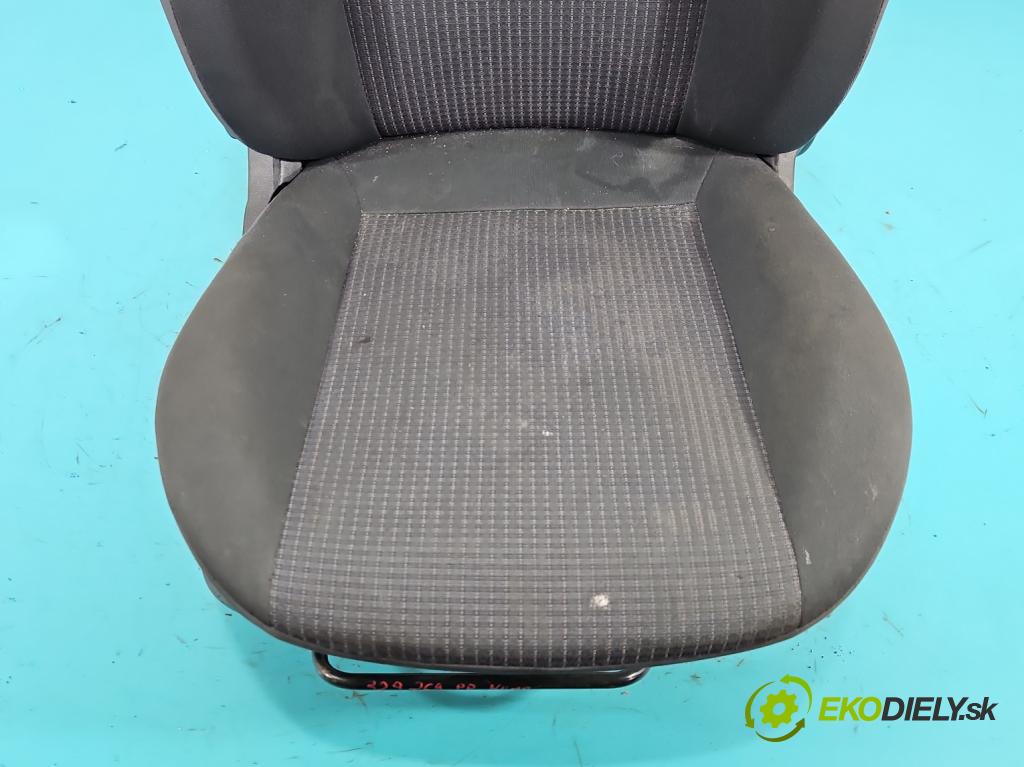 Citroen Nemo 2007-2017 1.4 hdi 68 HP manual 50 kW 1400 cm3 5- Sedačka pravý (Sedadlo)