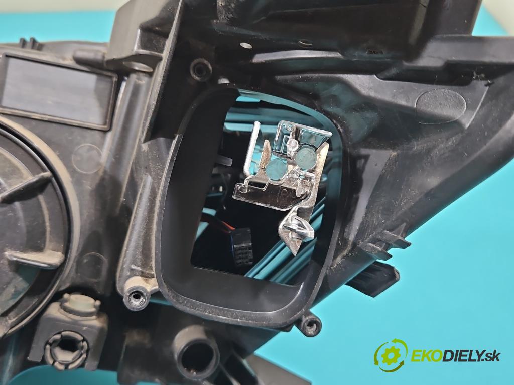 Renault Talisman 2015-2022 1.6 150 HP automatic 110 kW 1618 cm3 4- Reflektor: pravý 260108543R (Svetlo predné pravé)