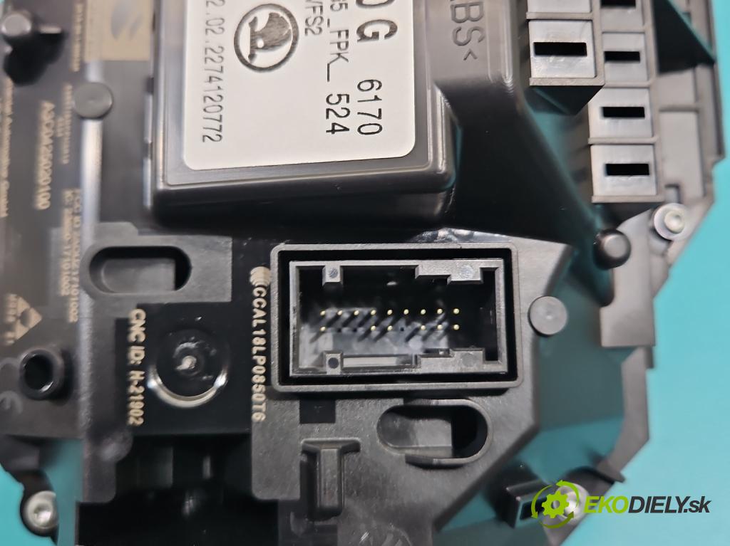 Skoda Kodiaq I 2.0 TSI 190 HP automatic 140 kW 1984 cm3 5- prístrojovka/ budíky 565920790G (Prístrojová doska)