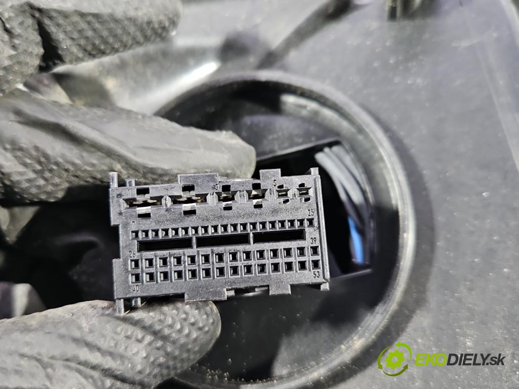 Skoda Kodiaq I 2.0 TSI 190 HP automatic 140 kW 1984 cm3 5- Reflektor: pravý 566941036 (Svetlo predné pravé)