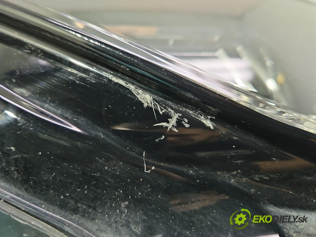 Skoda Kodiaq I 2.0 TSI 190 HP automatic 140 kW 1984 cm3 5- Reflektor: pravý 566941036 (Svetlo predné pravé)