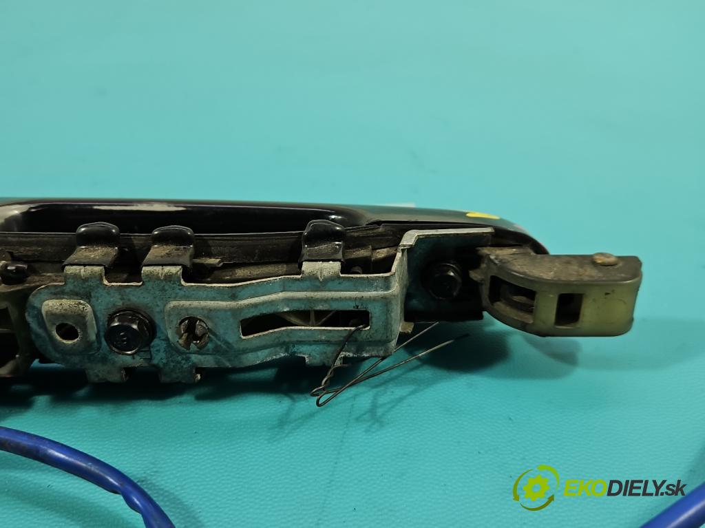 Kia Carnival II 2005-2014 2.9 crdi 185 HP manual 136 kW 2902 cm3 5- rukoväť predné ľavé mimo:  (Kľučka dverí vonkajšia predná ľavá)