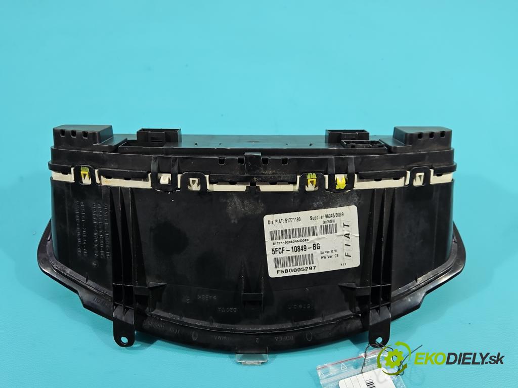 Fiat Stilo 1.9 jtd 120 HP manual 88 kW 1910 cm3 5- prístrojovka/ budíky 51771190 (Prístrojová doska)