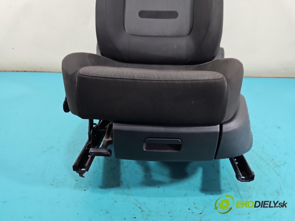 Vw Tiguan I 2007-2016 2.0 TDI 140 HP manual 103 kW 1968 cm3 5- Sedačka ľavý  (Sedadlo)
