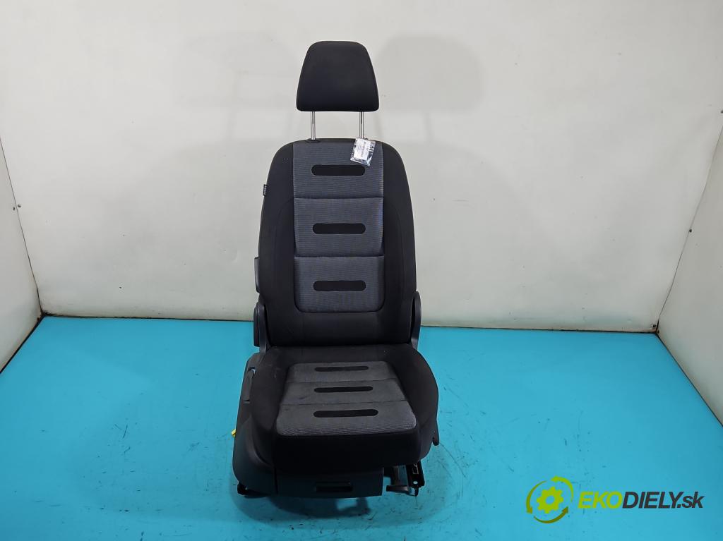Vw Tiguan I 2007-2016 2.0 TDI 140 HP manual 103 kW 1968 cm3 5- Sedačka pravý  (Sedadlo)
