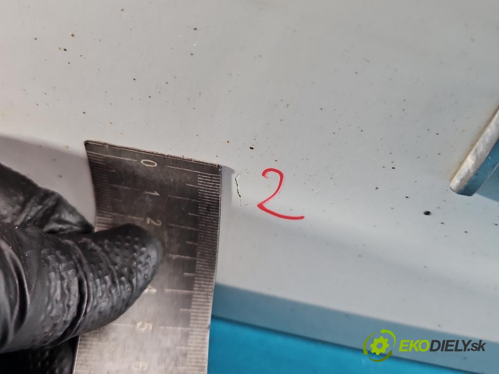 Renault Megane IV 2016-2024 1.3 116 hp manual 85 kW 1332 cm3 5- zadní kufrové dveře  (Zadní kapota (kufr))